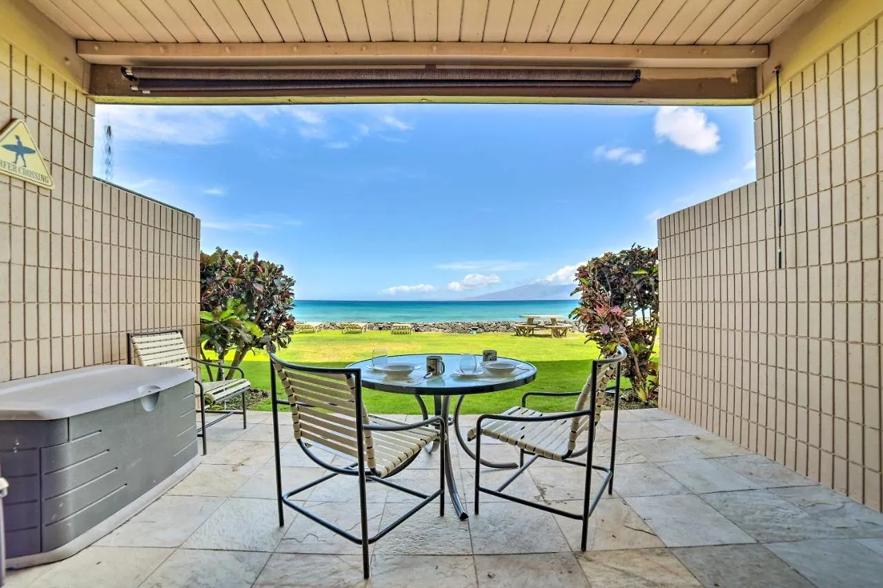 Apartment Beachfront Condo Sunset Views And Pool Access! Kahana