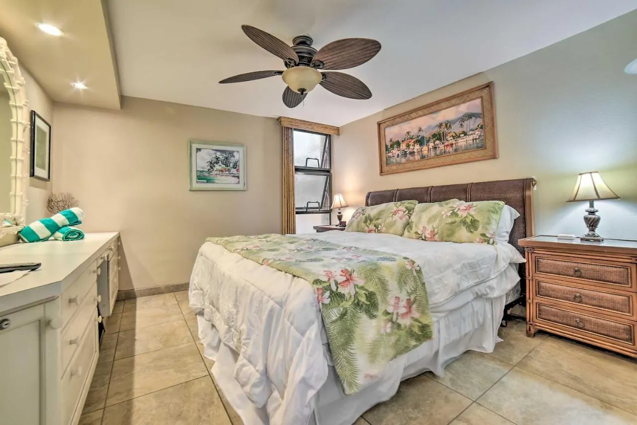 Beachfront Condo Sunset Views And Pool Access! Kahana